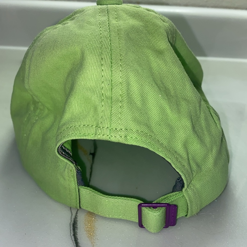 Youth Under Armour hat baseball cap Small stain on inside bill - Picture 3 of 5